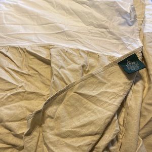 Ralph Lauren Bed skirt